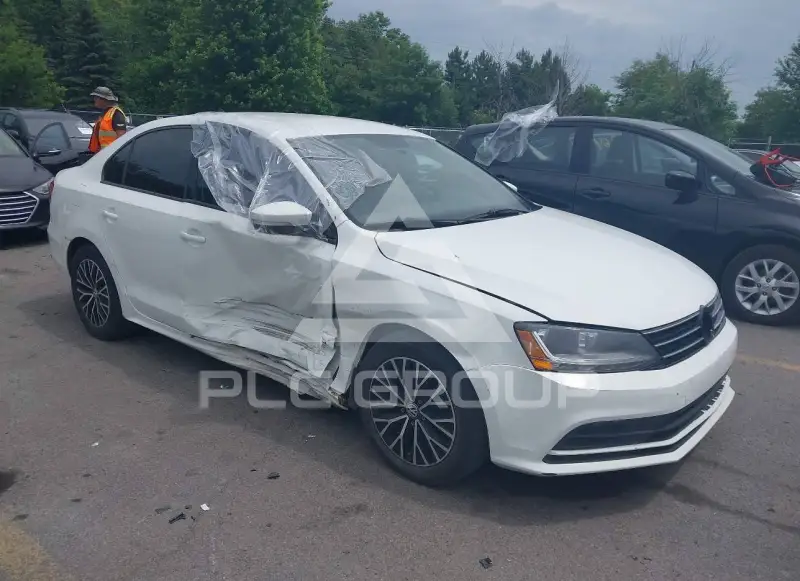 2015 Volkswagen Jetta photo