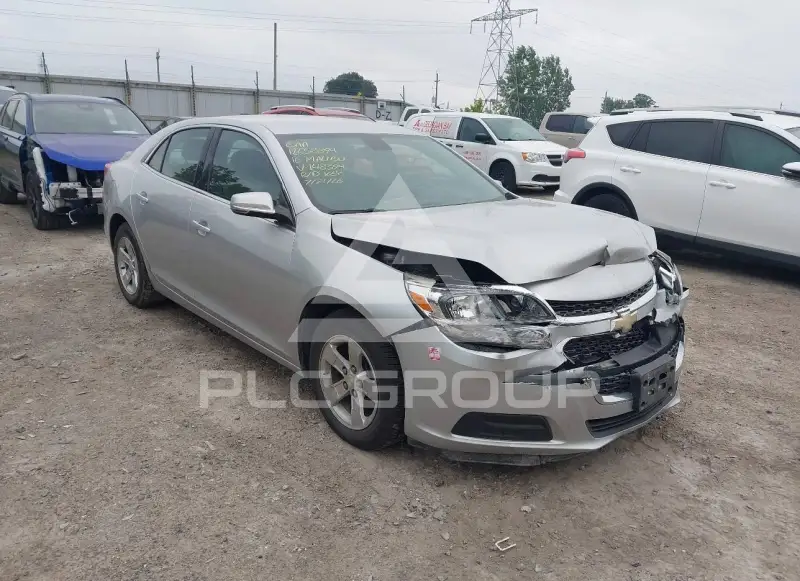 2016 Chevrolet Malibu photo