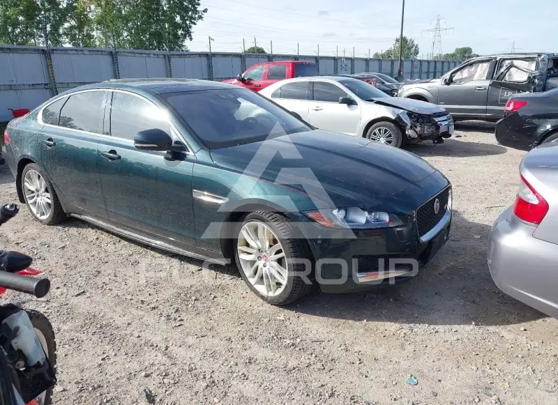 2016 Jaguar XF photo