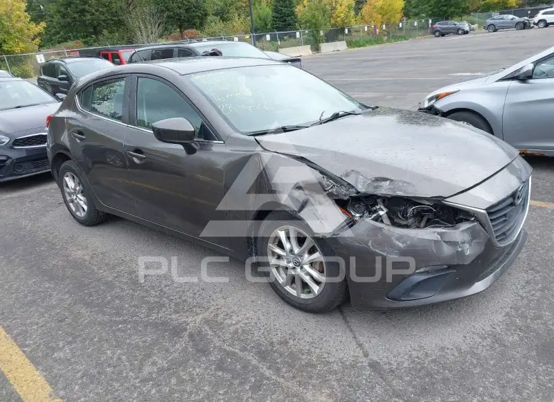 2016 Mazda 3 фото