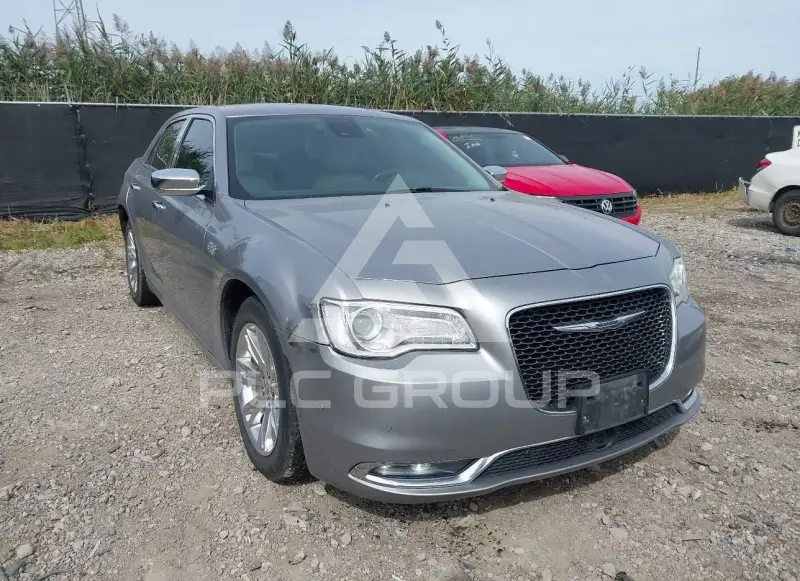2016 Chrysler 300 фото