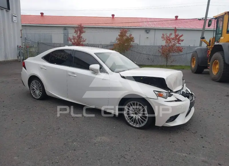 2016 Lexus IS300 photo