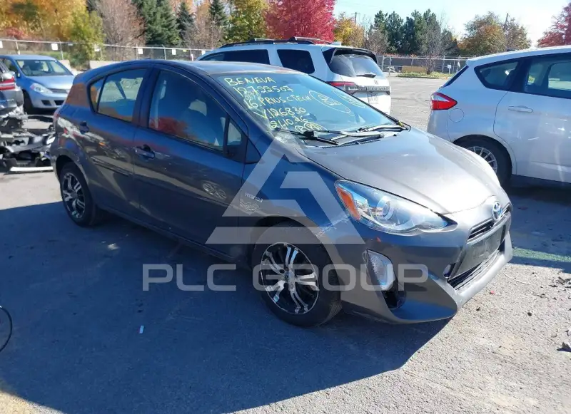 2016 Toyota PRIUS фото
