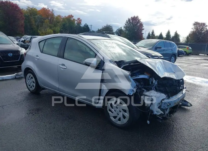 2016 Toyota PRIUS фото