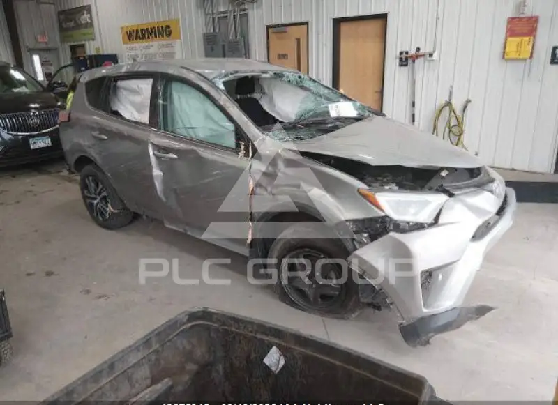 2016 Toyota RAV4 фото