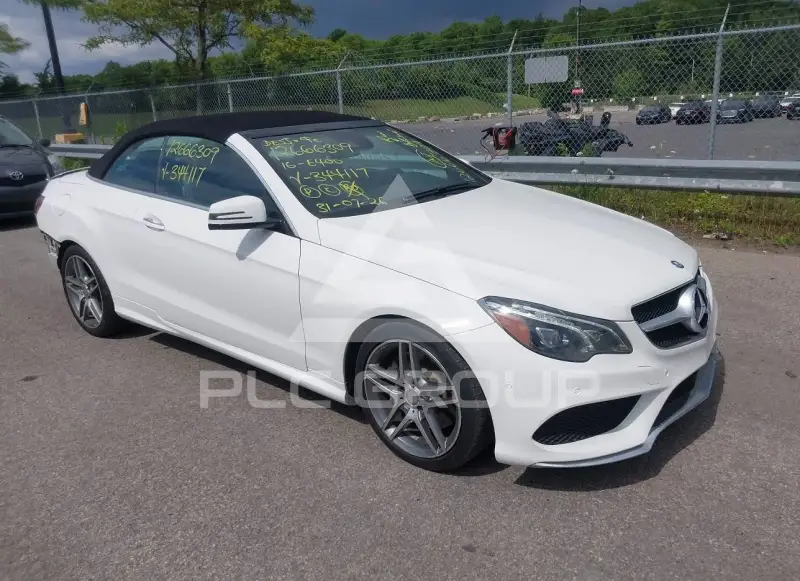 2016 Mercedes Benz E 400 фото