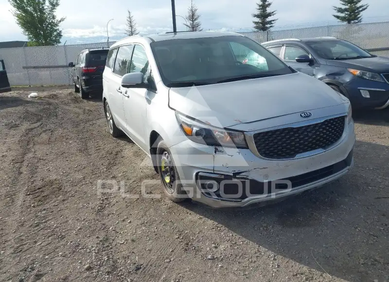 2016 KIA Sedona photo