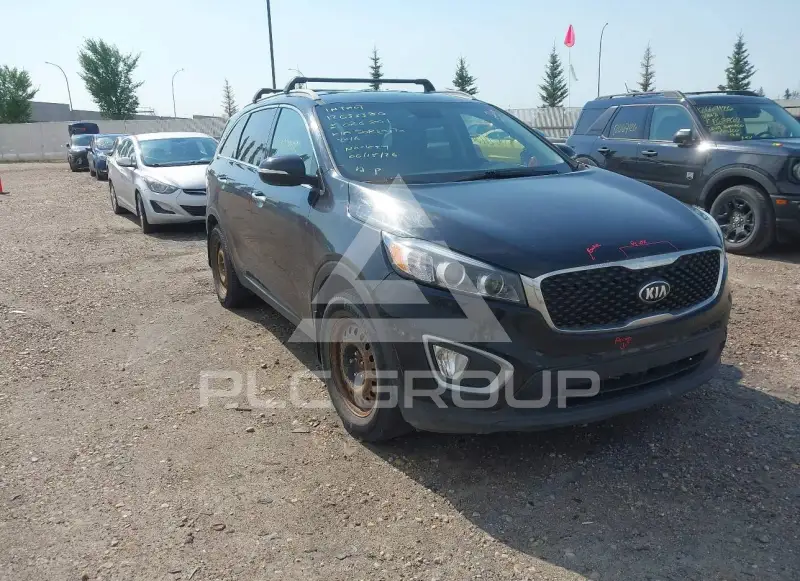 2016 KIA Sorento photo