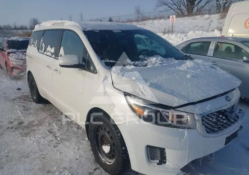 2016 KIA Sedona фото
