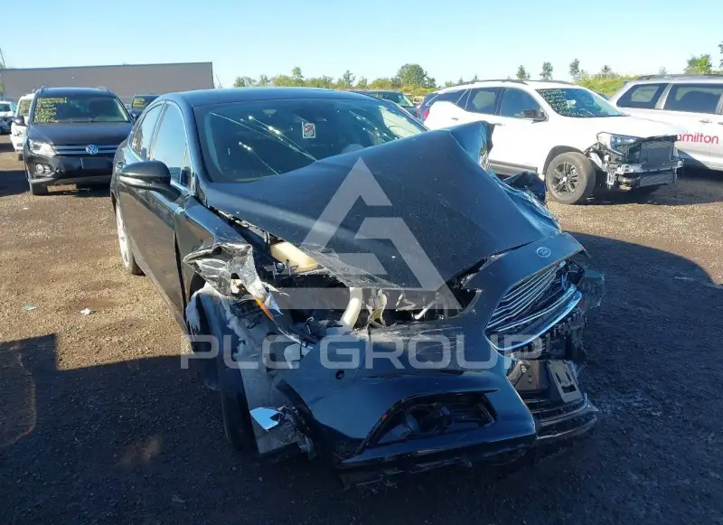 2016 Ford FUSION photo