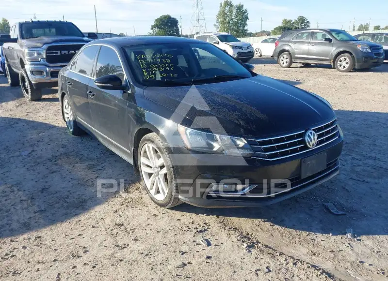 2016 Volkswagen PASSAT photo