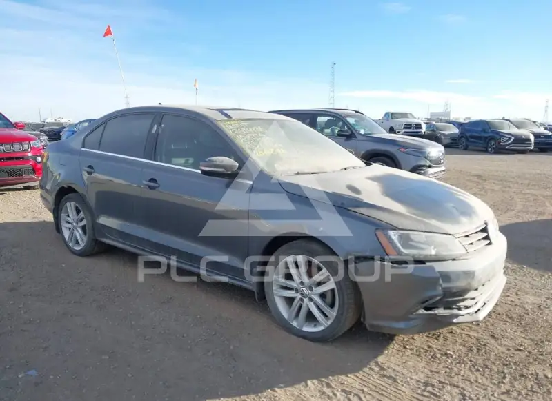 2016 Volkswagen Jetta photo