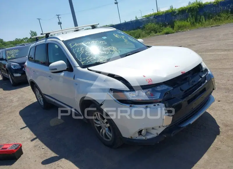 2017 Mitsubishi OUTLANDER фото
