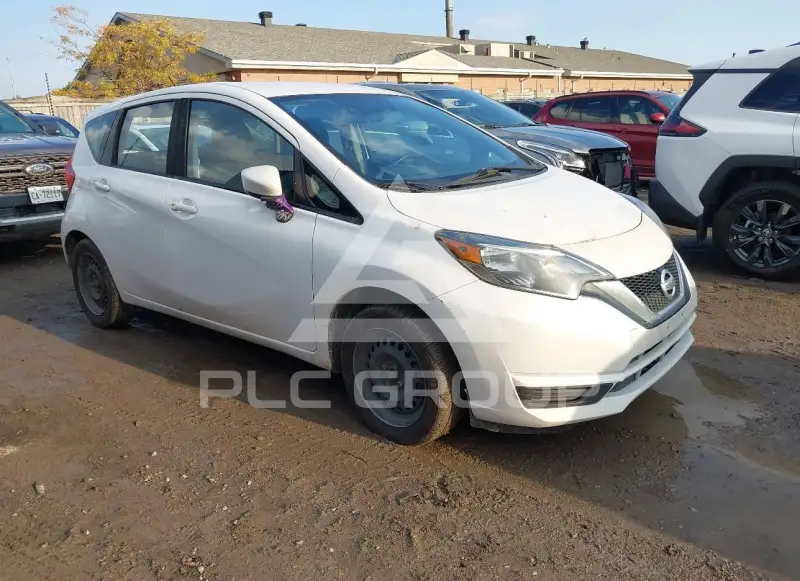 2017 Nissan VERSA фото