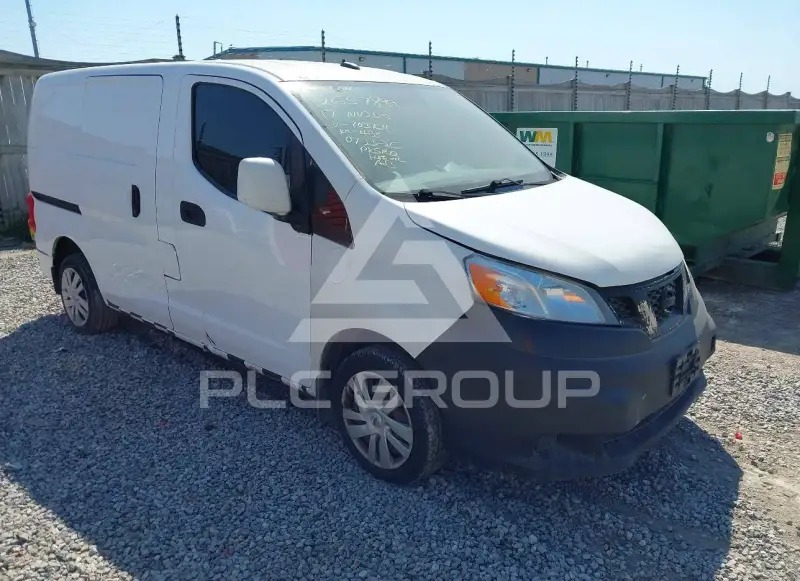 2017 Nissan NV 200 фото