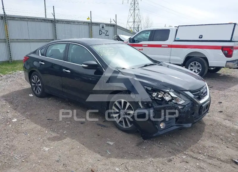 2017 Nissan ALTIMA photo