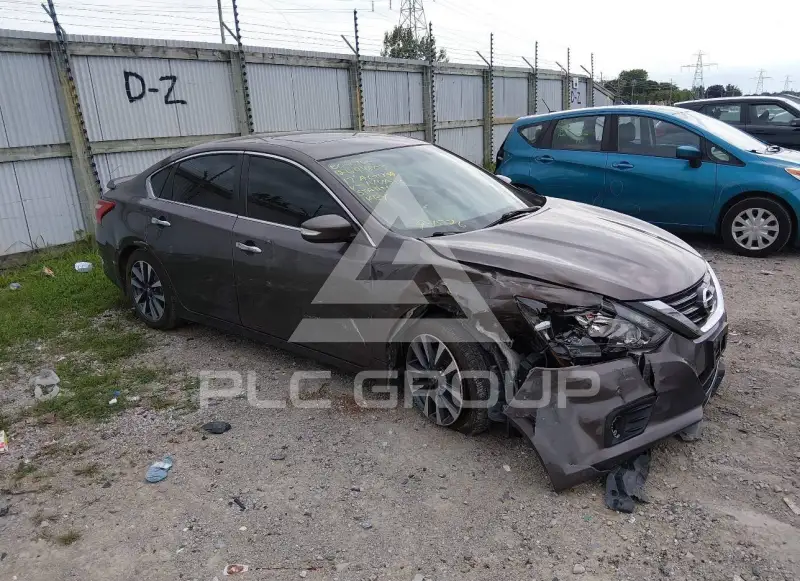 2017 Nissan ALTIMA photo