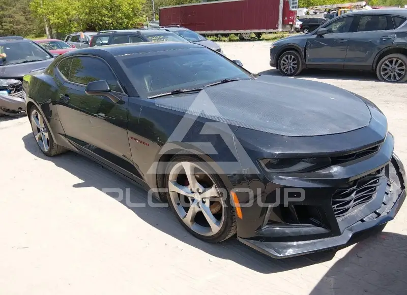 2017 Chevrolet Camaro фото