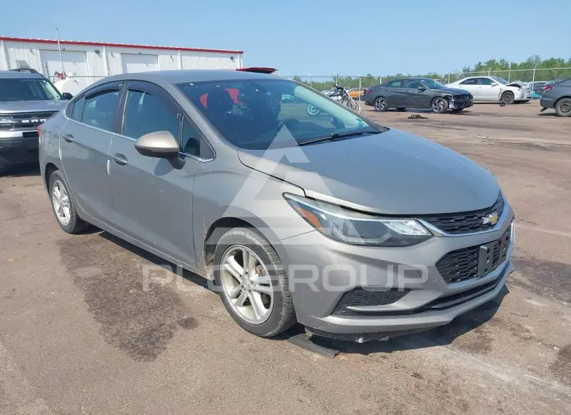 2017 Chevrolet CRUZE фото