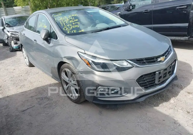 2017 Chevrolet CRUZE фото