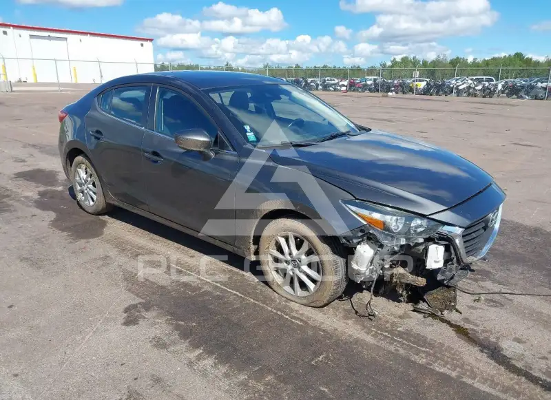 2017 Mazda 3 photo