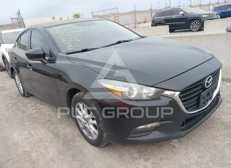 2017 Mazda 3 фото