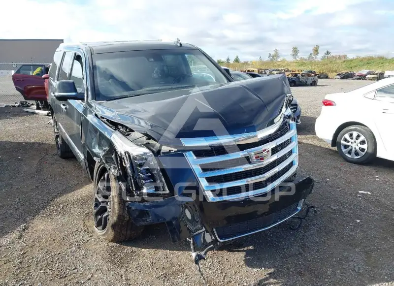 2017 Cadillac ESCALADE photo