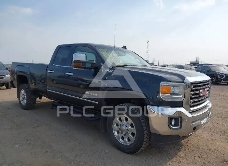 2017 GMC Sierra photo