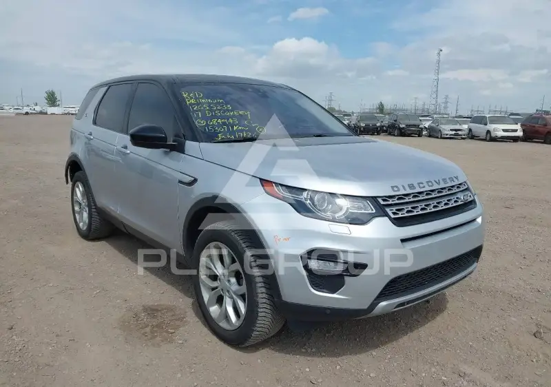 2017 Land Rover Discovery photo