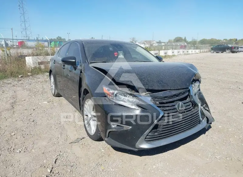 2017 Lexus ES350 фото
