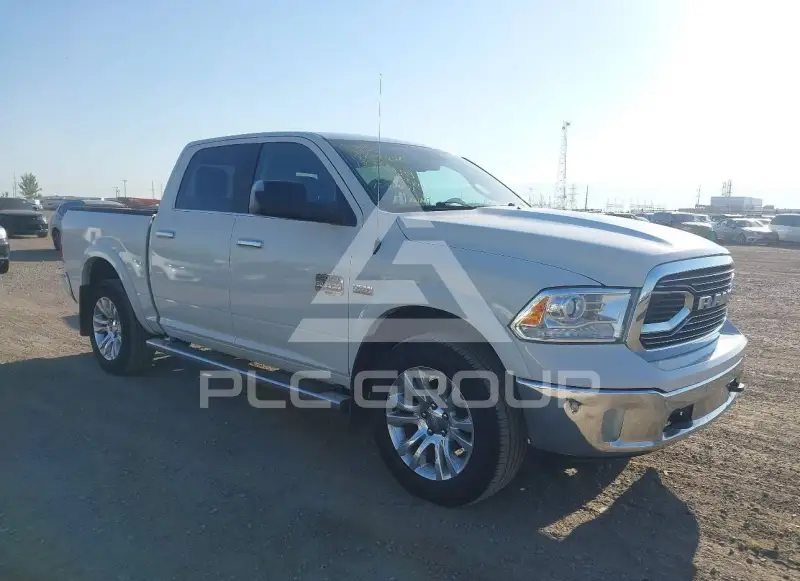 2017 RAM 1500 фото