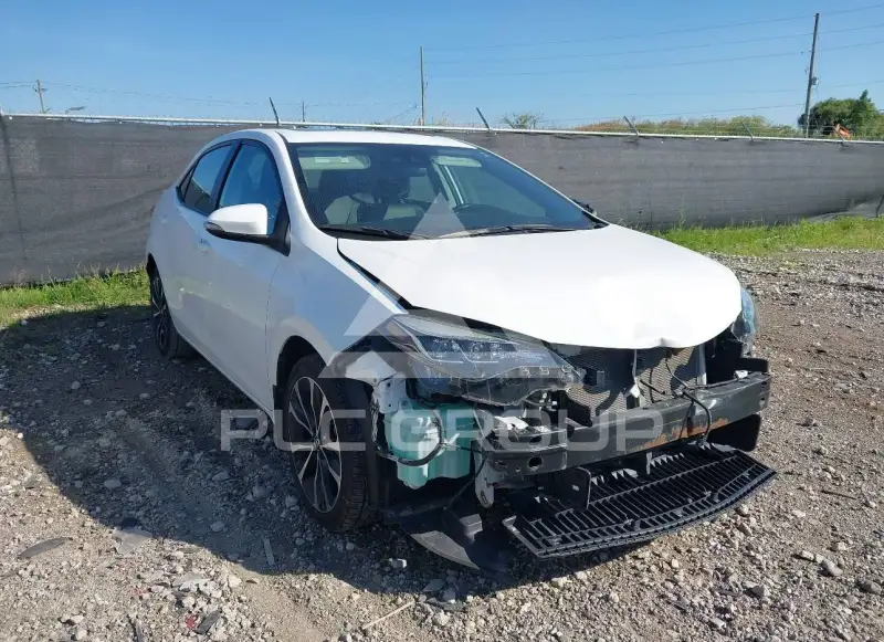 2017 Toyota COROLLA фото