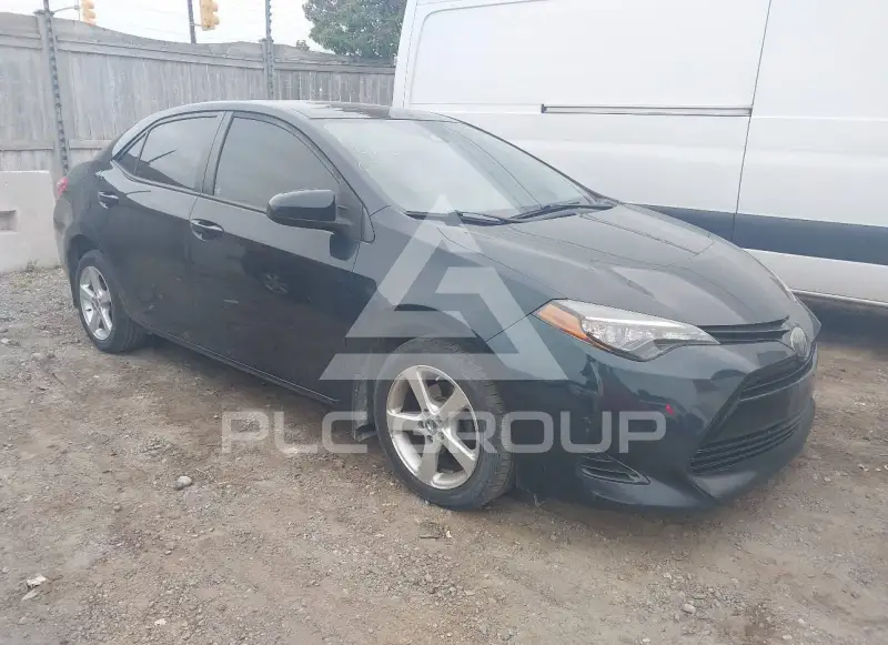 2017 Toyota COROLLA фото