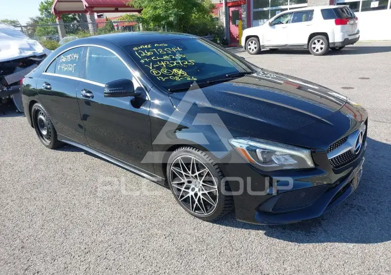 2017 Mercedes Benz CLA 250 фото