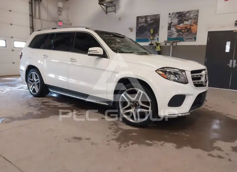 2017 Mercedes Benz Gls 450 photo