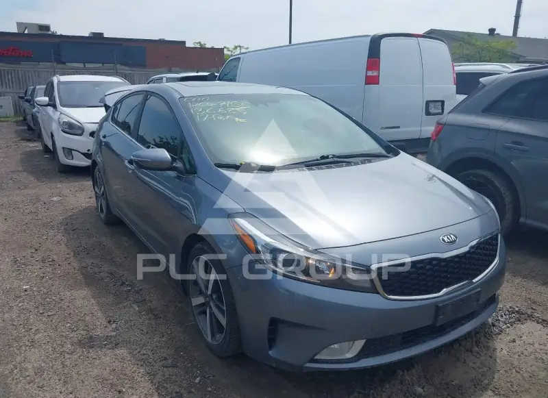 2017 KIA Forte photo