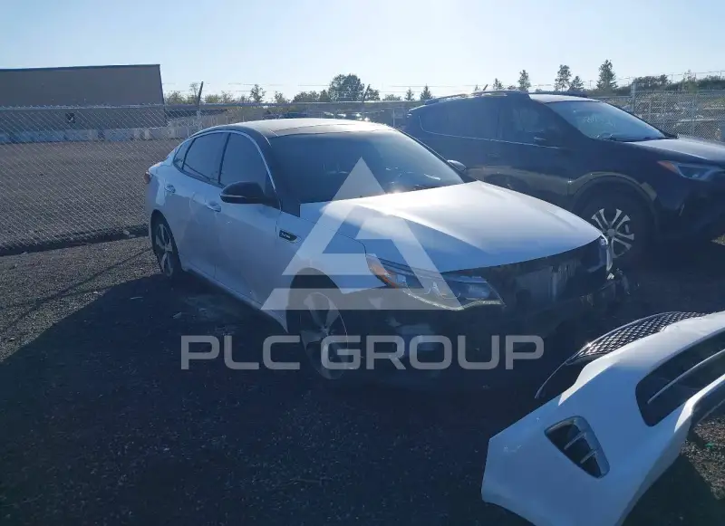 2017 KIA Optima фото