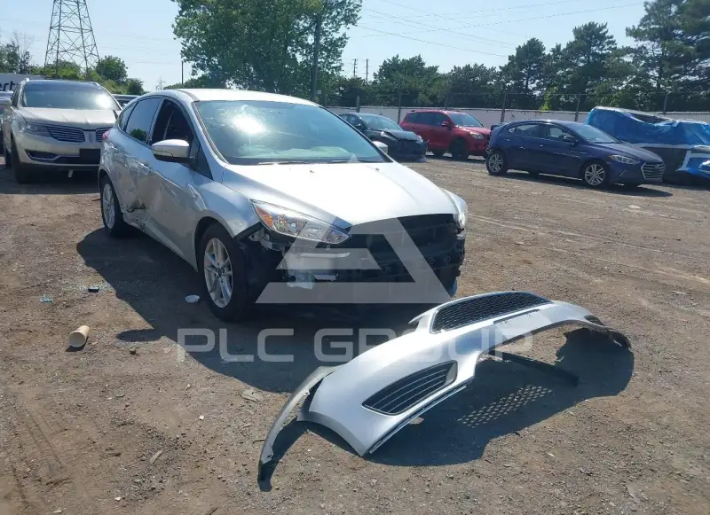 2017 Ford FOCUS фото