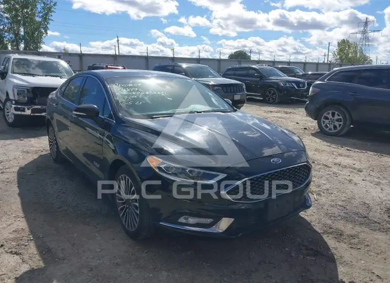 2017 Ford FUSION photo