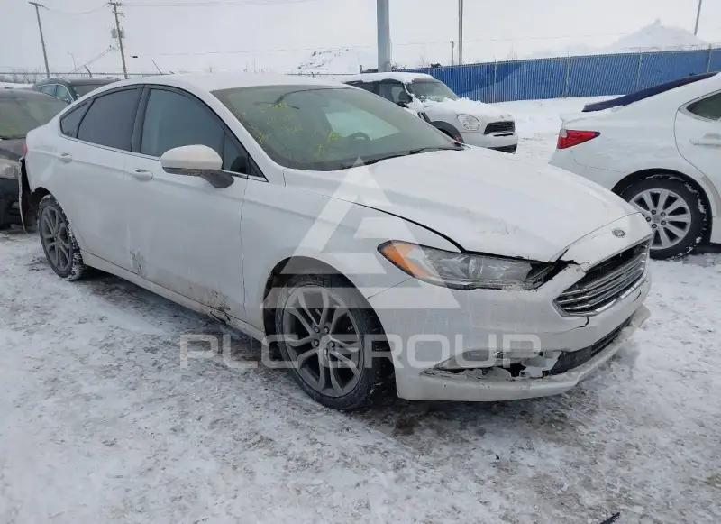 2017 Ford FUSION фото