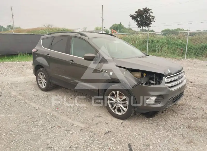 2017 Ford ESCAPE photo
