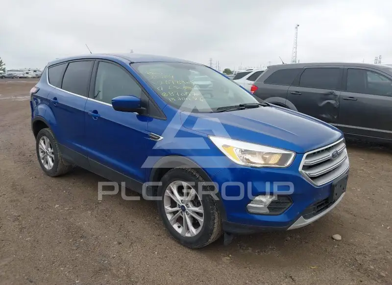 2017 Ford ESCAPE photo