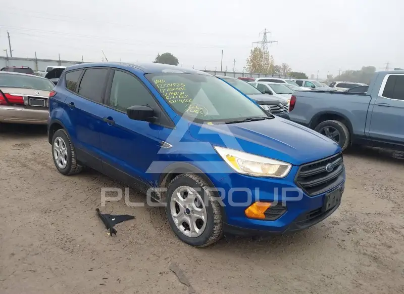 2017 Ford ESCAPE photo