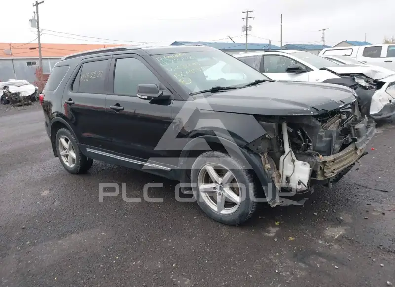 2017 Ford EXPLORER photo