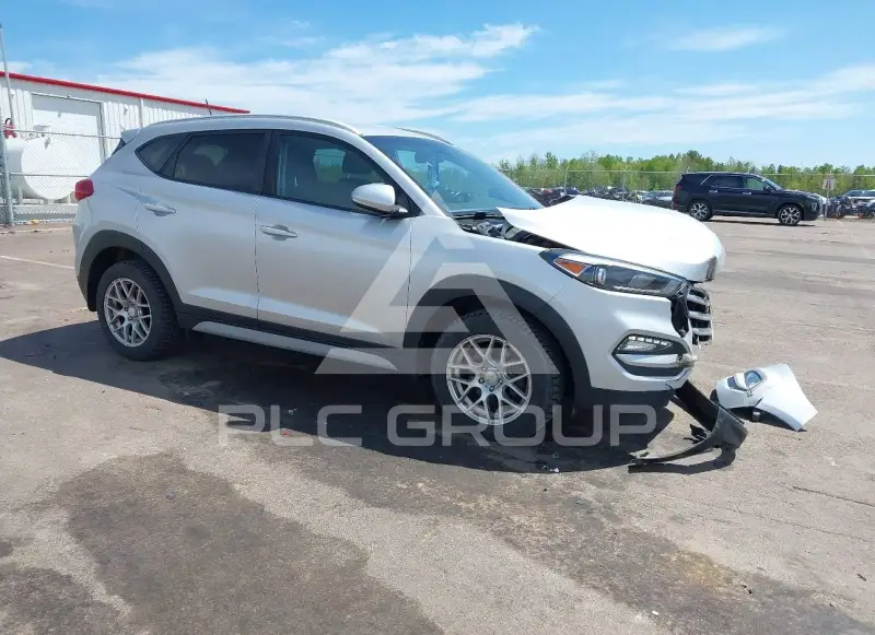 2017 Hyundai Tucson photo
