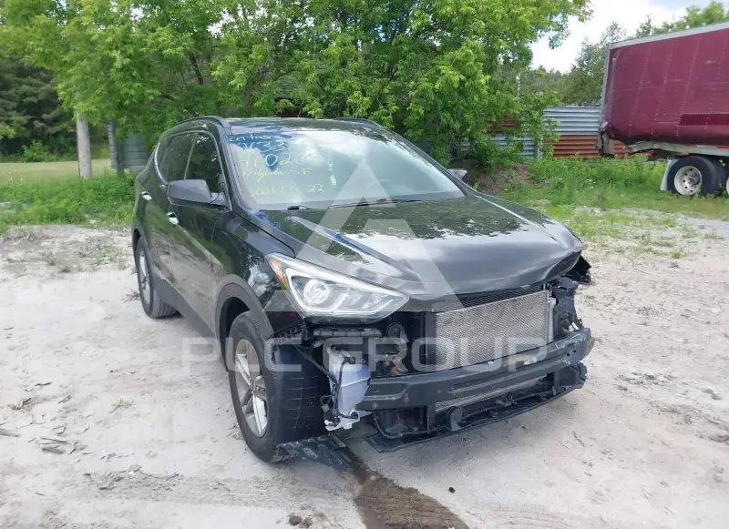 2017 Hyundai Santa Fe photo