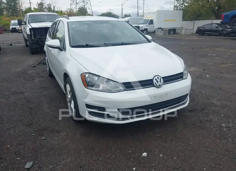 2017 Volkswagen GOLF photo
