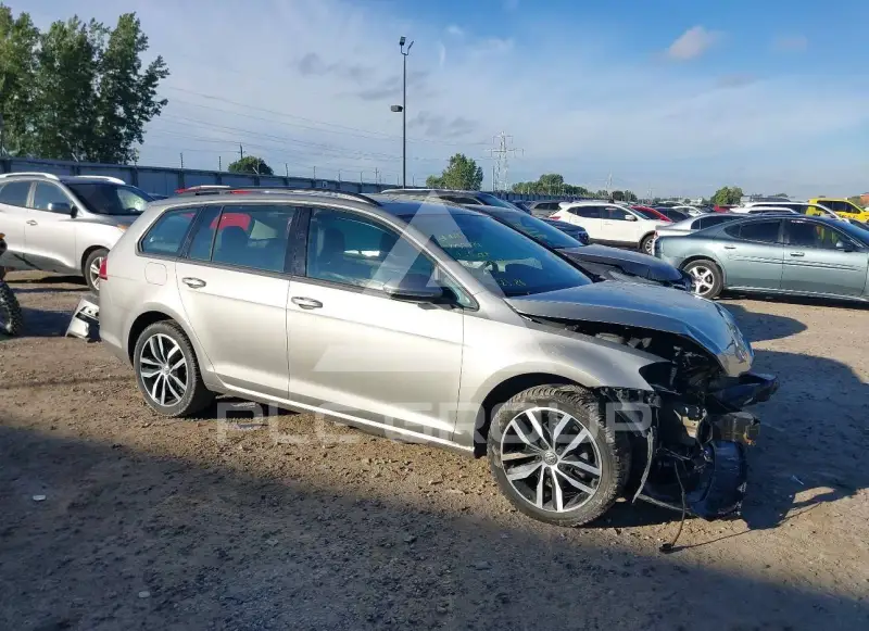 2017 Volkswagen GOLF photo