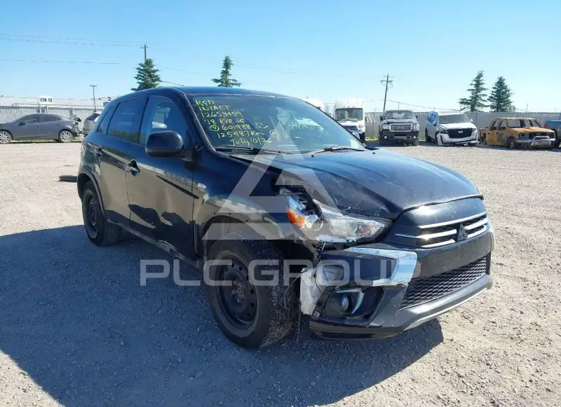 2018 Mitsubishi RVR photo
