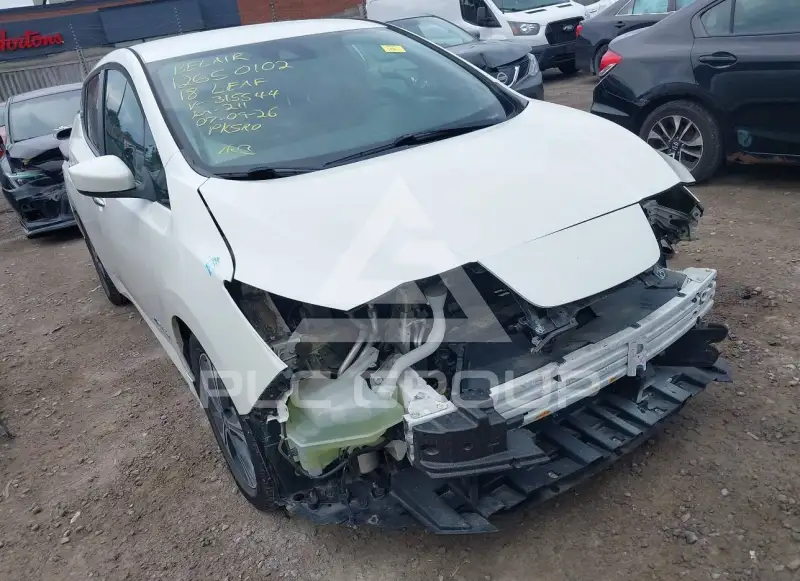 2018 Nissan LEAF photo